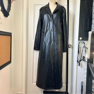Sabrina Carpenter Black faux leather trench coat with heart shaped pockets